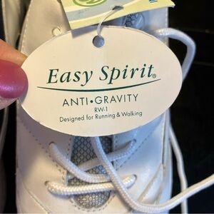 Easy Spirit White Run/Walk Shoes